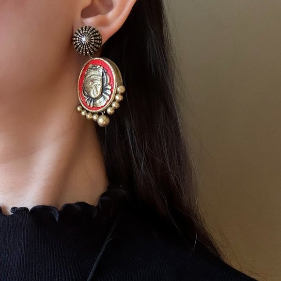 Handcrafted Terracotta Necklace and Earrings Set - Picture 5 of 5